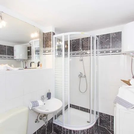 Red Valentino Appartement *