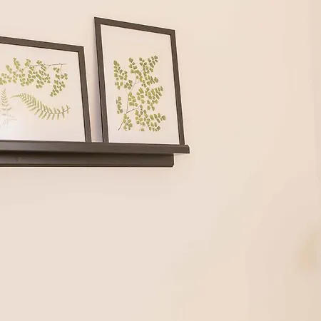 Apartment Red Valentino *