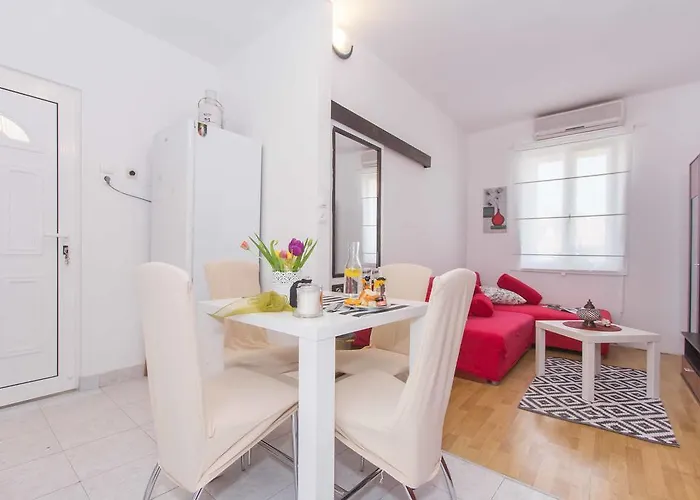 Red Valentino Appartamento *